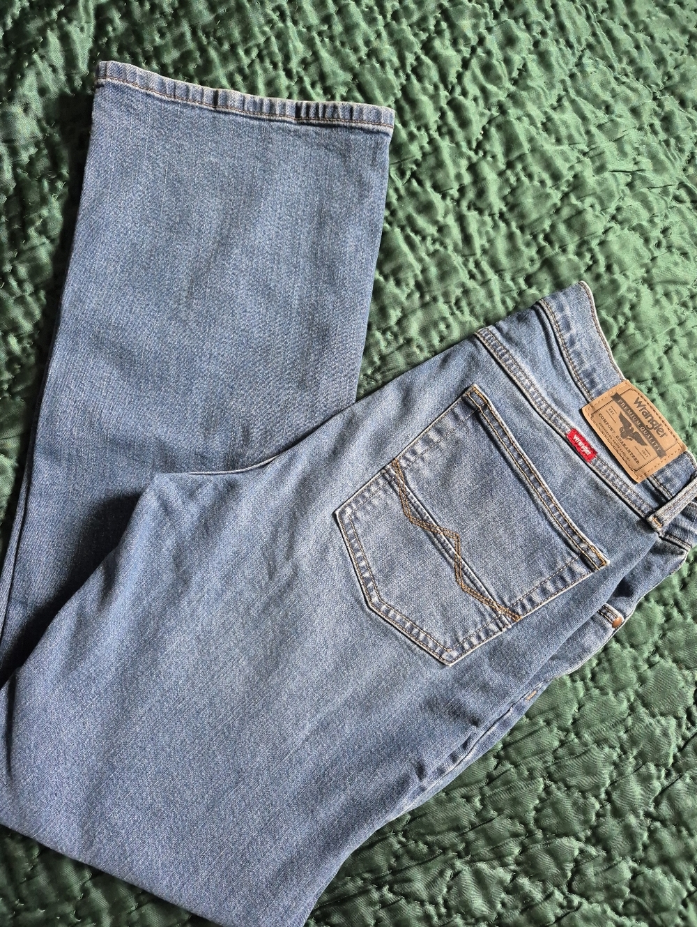 Wranglers Relaxed Fit Jeans